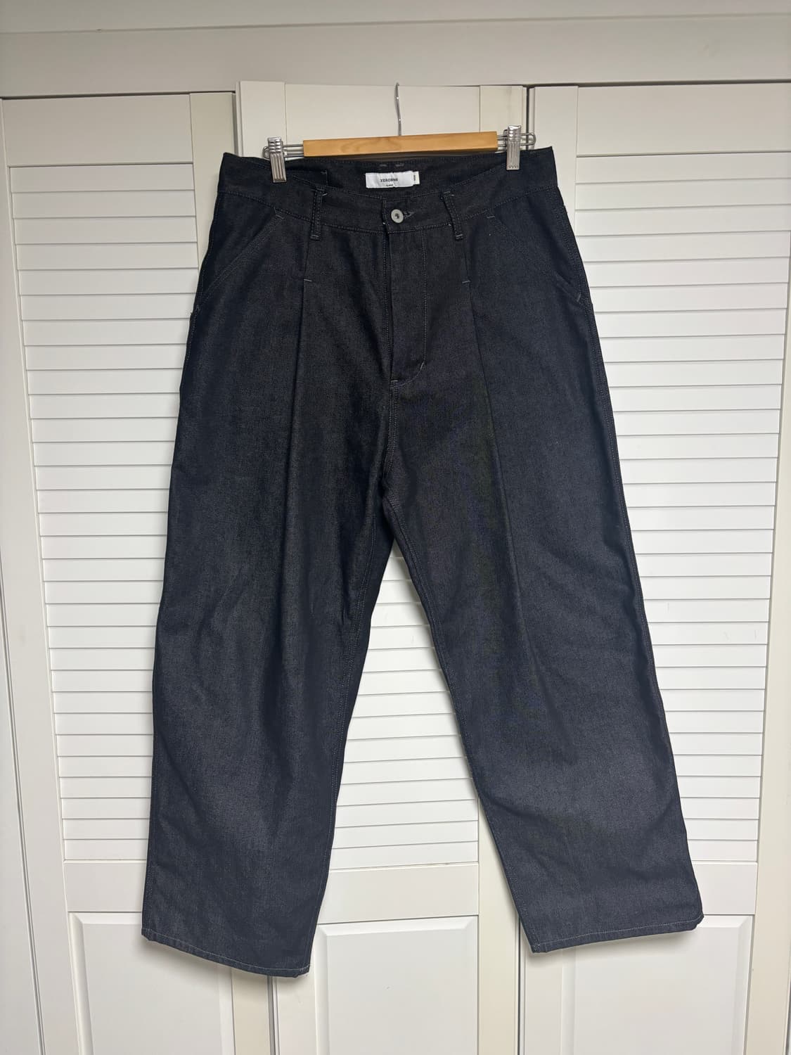 제로 Clean Deep One Tuck Denim Pants Black 상품이미지2