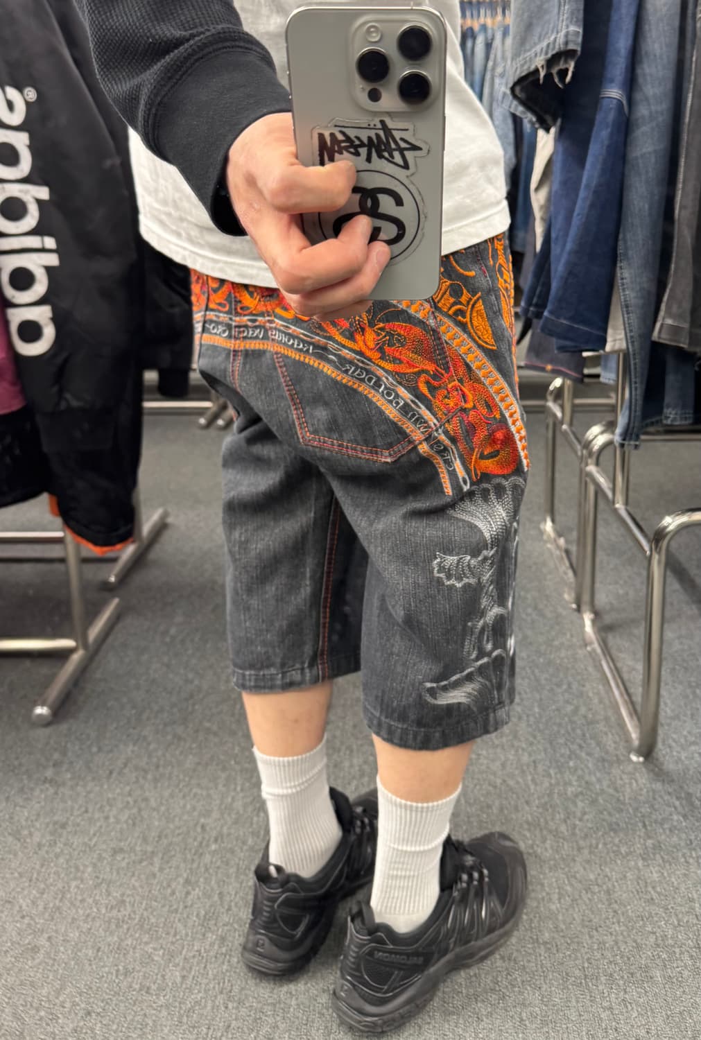 34) 크라운 홀더 자수 데님팬츠 반바지 흑청 상품이미지2