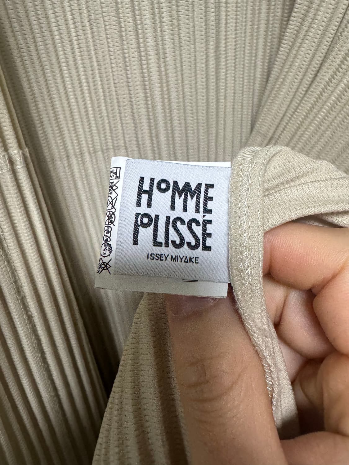 [3] 옴므플리세 후드 집업 상품이미지2