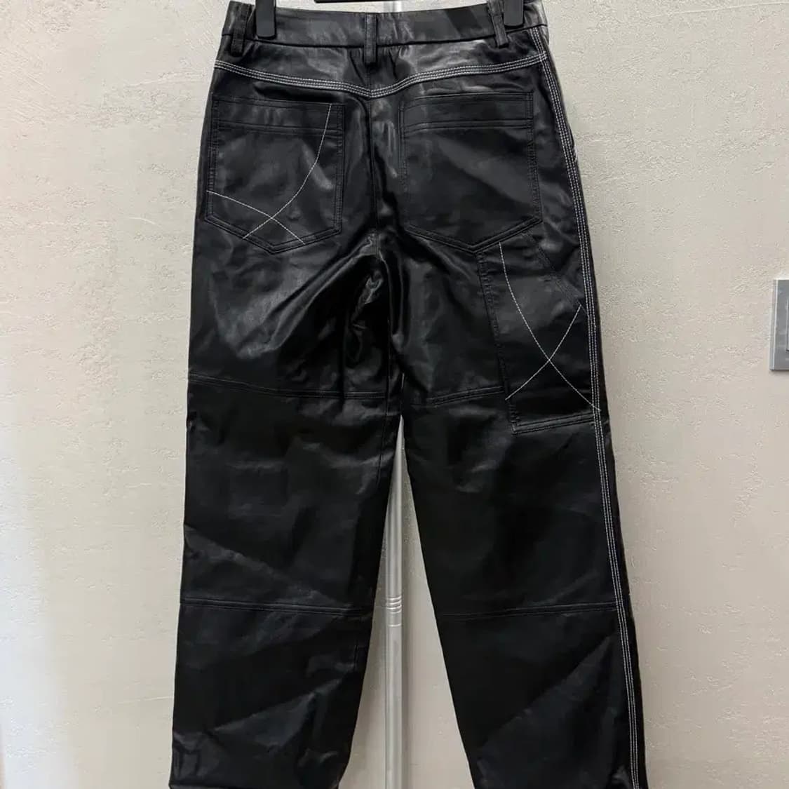MATIN KIM 마뗑킴 stitch eco leather pants M 상품이미지4