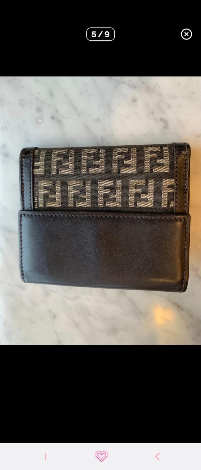 펜디 주카 버클 지갑 상품이미지5