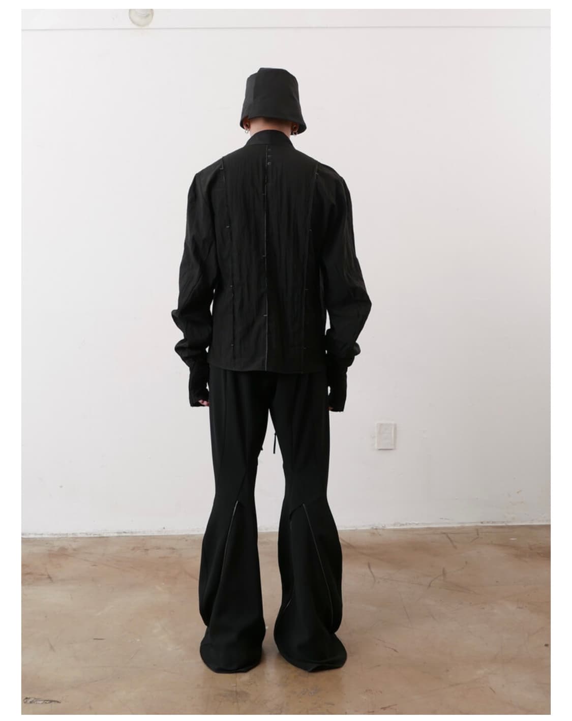 카르넷 아카이브 GLOVE SLEEVE JACKET 상품이미지4