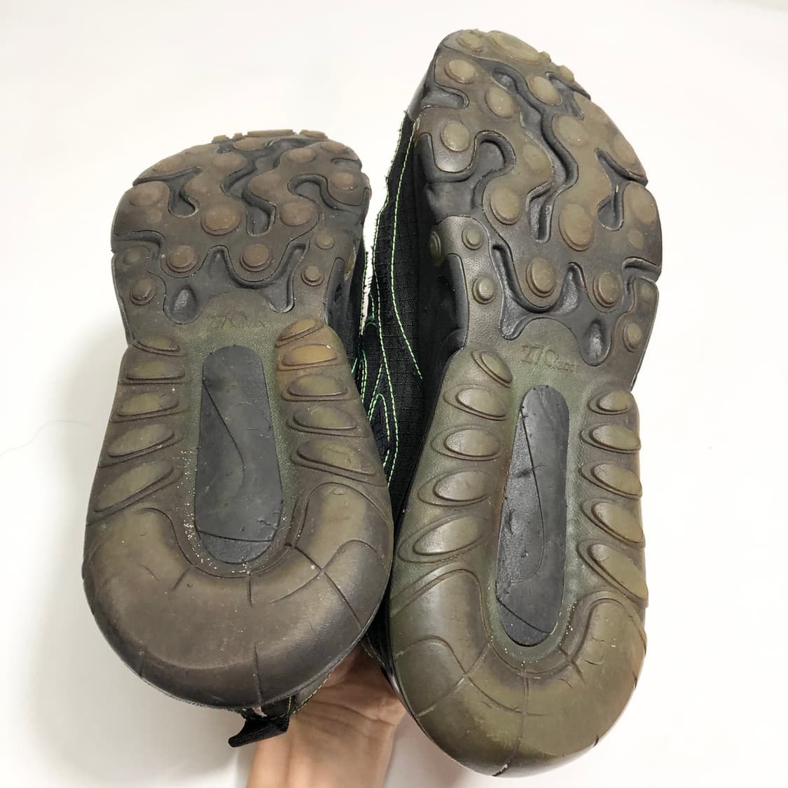 나이키 에어맥스 270 리액트 블랙 245 상품이미지7