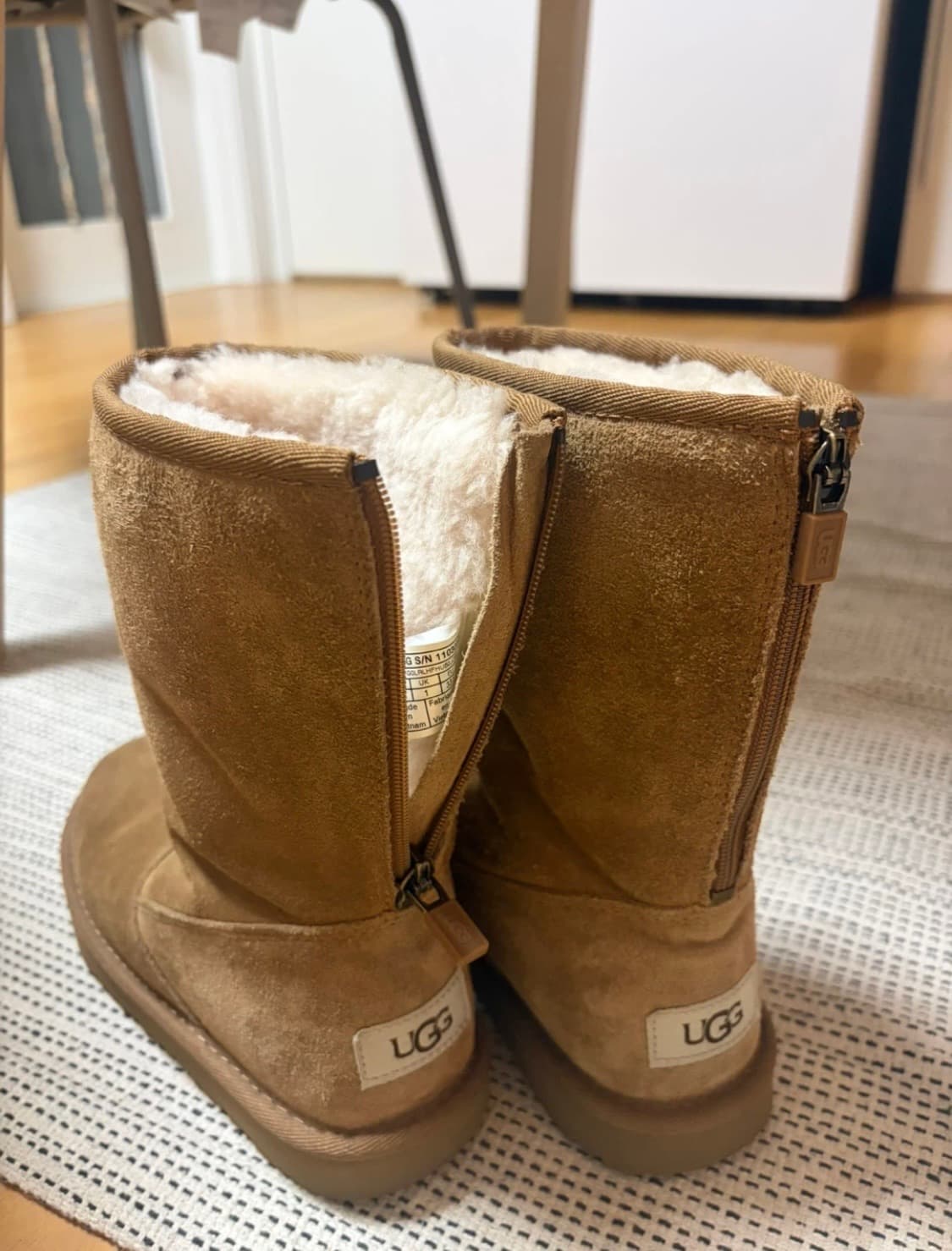 어그 Ugg 210-215 상품이미지4