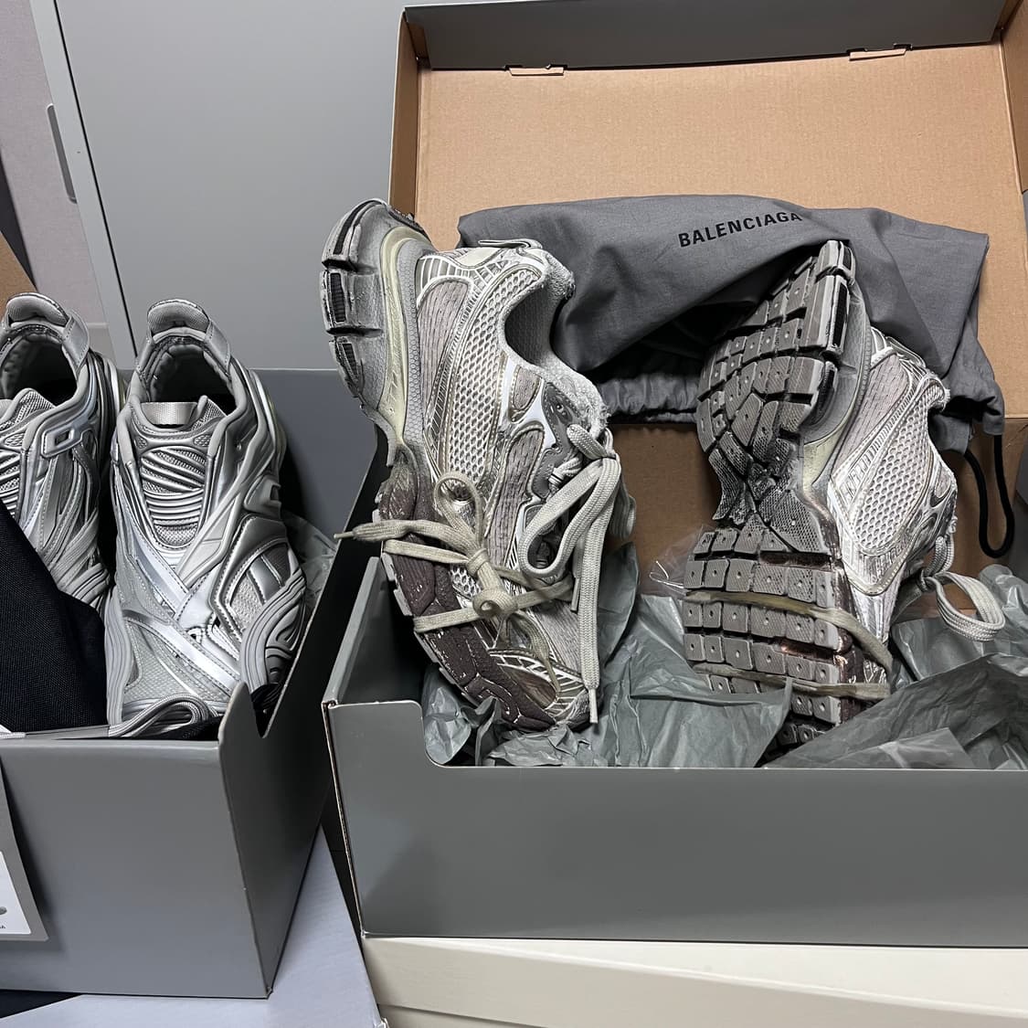 발렌시아가 3xl 에그쉘 원아웃 vic제품 42 상품이미지3