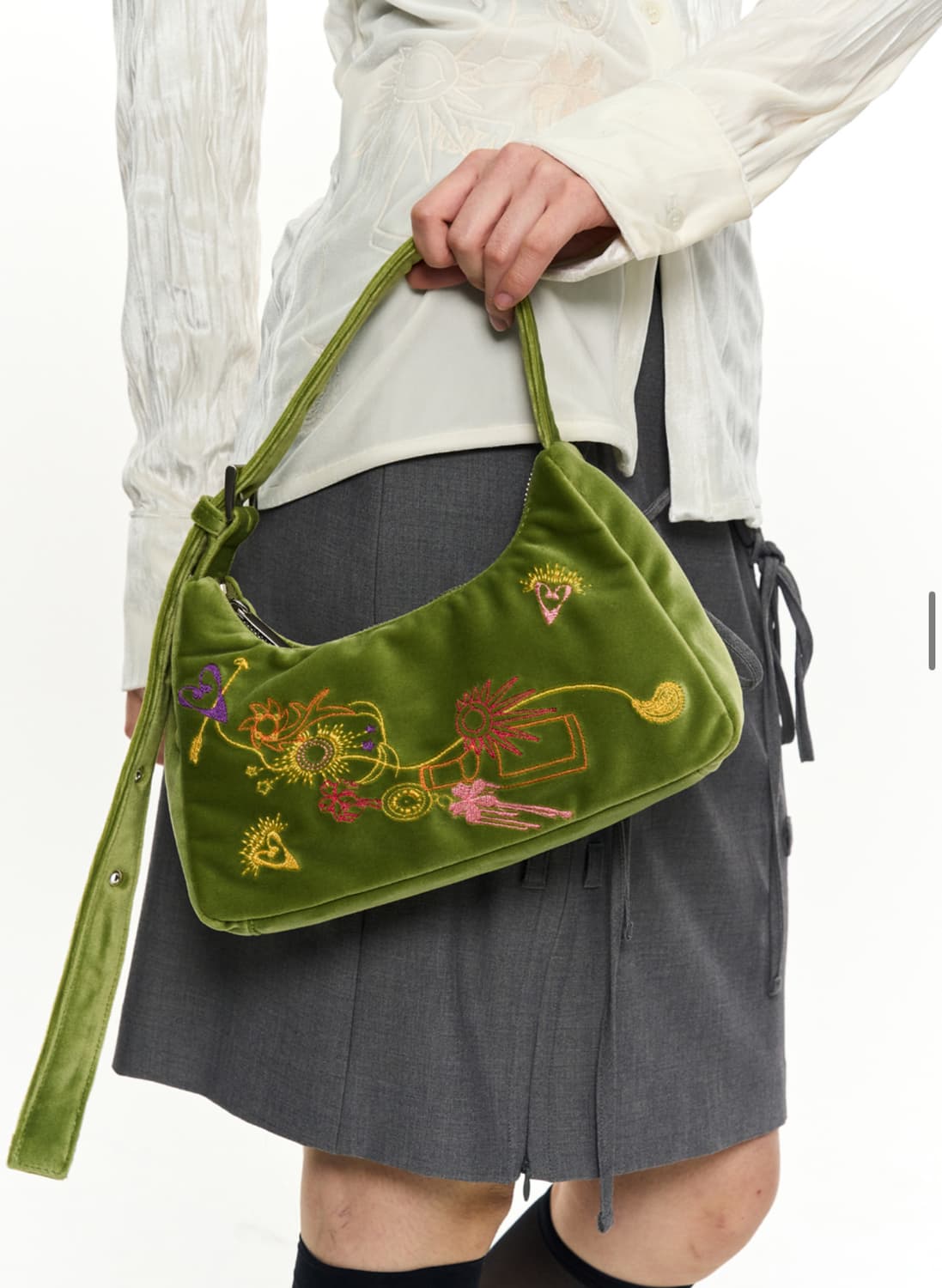 Kimzisu 킴지수 벨벳 미니 백 상품이미지1