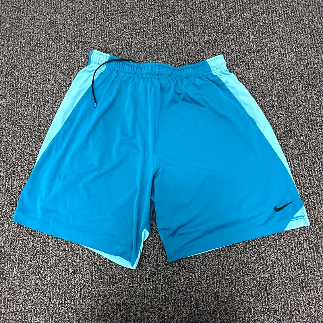 NIKE 나이키 운동복 추리닝 반바지 XL 상품이미지1
