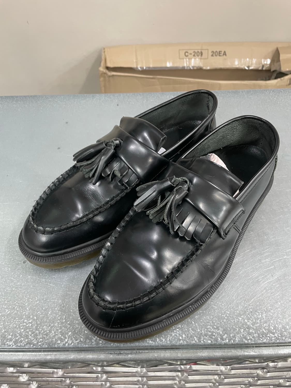 닥터마틴 아드리안 블랙 uk7 상품이미지2