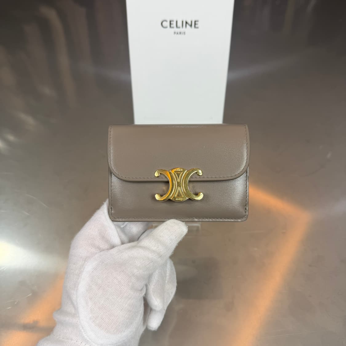 [리오브] 셀린느 트리오페 샤이니 샤프스킨 플랩 카드지갑 상품이미지2