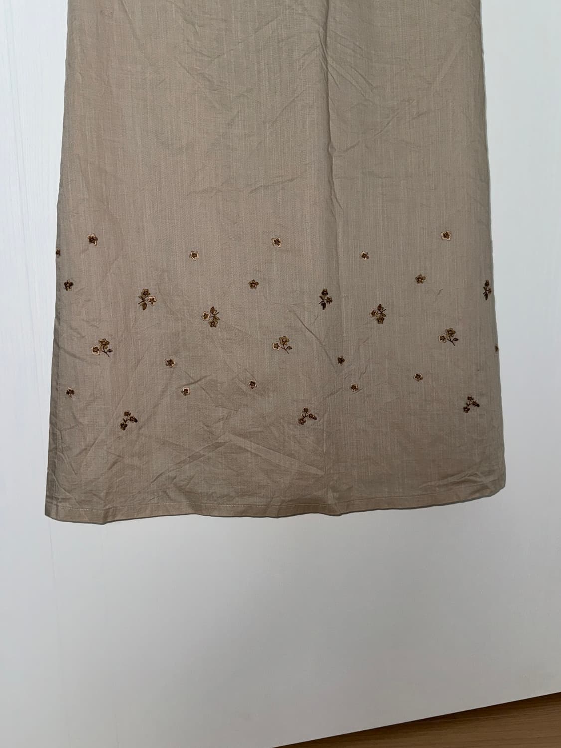 Embroidered Linen Sleeveless Dress 상품이미지3