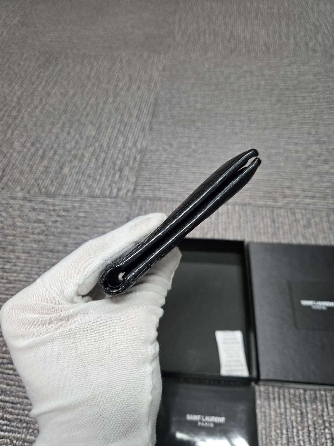 [특가][정품]입생로랑 크로커다일 반지갑 상품이미지4