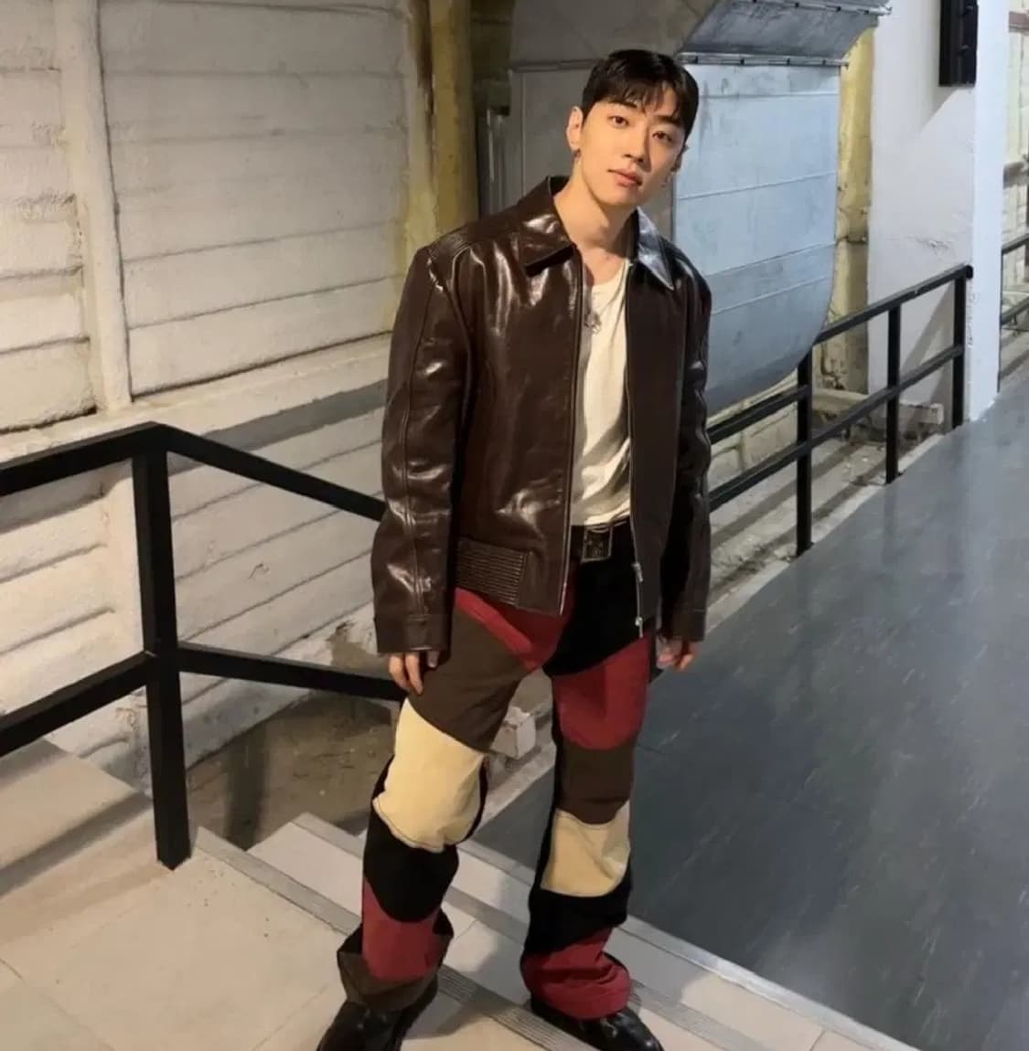 stu 엠브로이드 가죽자켓 이정후 차은우 재현 그레이 상품이미지4