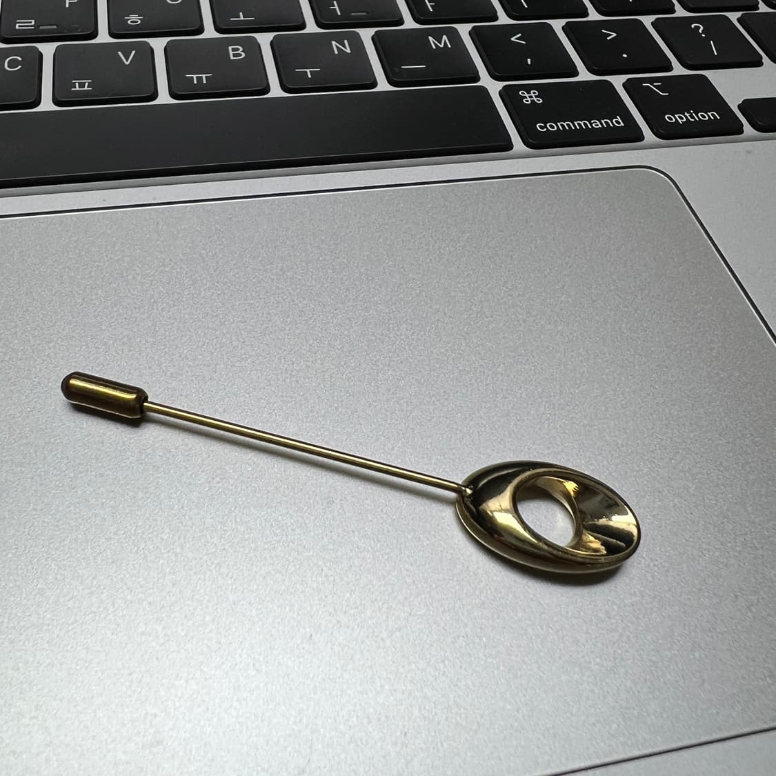 페라가모 스틱 핀 브로치 상품이미지2