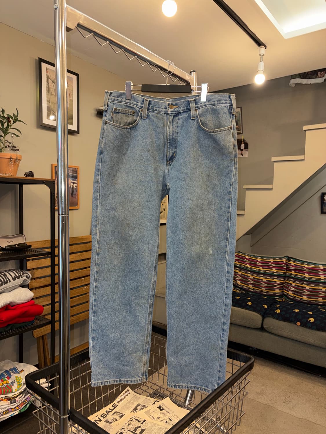 00’s Carhartt cracked washed denim pants 상품이미지5