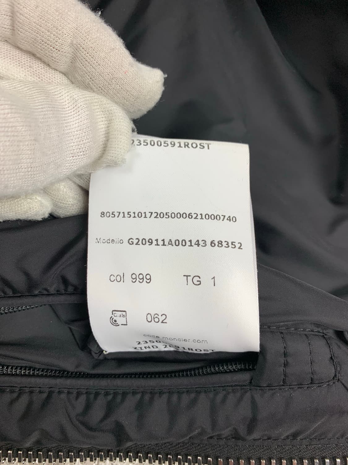 [1] 정품 풀구성 몽클레어 아미오 패딩 블랙 상품이미지10