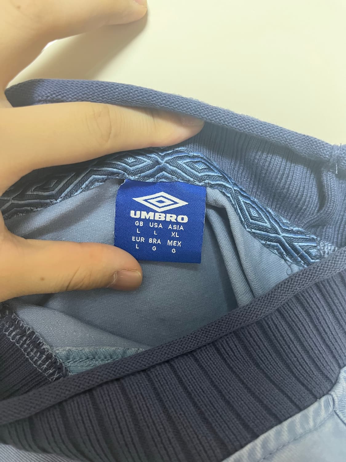 엄브로 아이코닉 드릴탑 상품이미지5