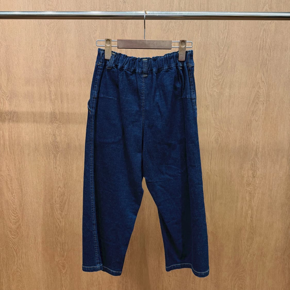 이세이미야케 플랜테이션 코튼 데님 팬츠 밴딩 사이드 포켓 디테일 진청 상품이미지2