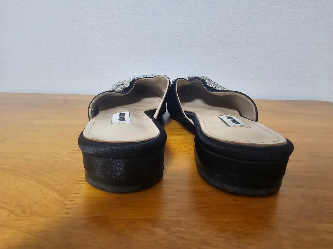 미우미우(Miu Miu) 쥬얼 사틴 블로퍼 - 38사이즈

 상품이미지5