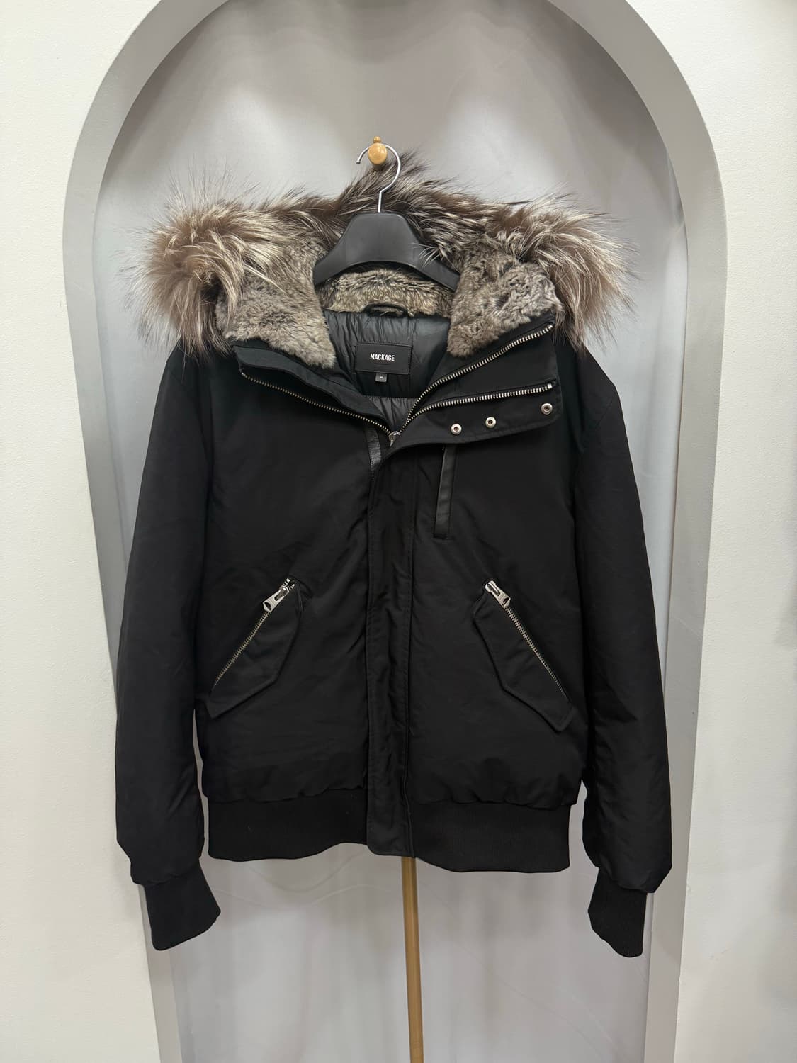 22-23FW 맥케이지 딕슨 실버퍼 44사이즈 상품이미지1