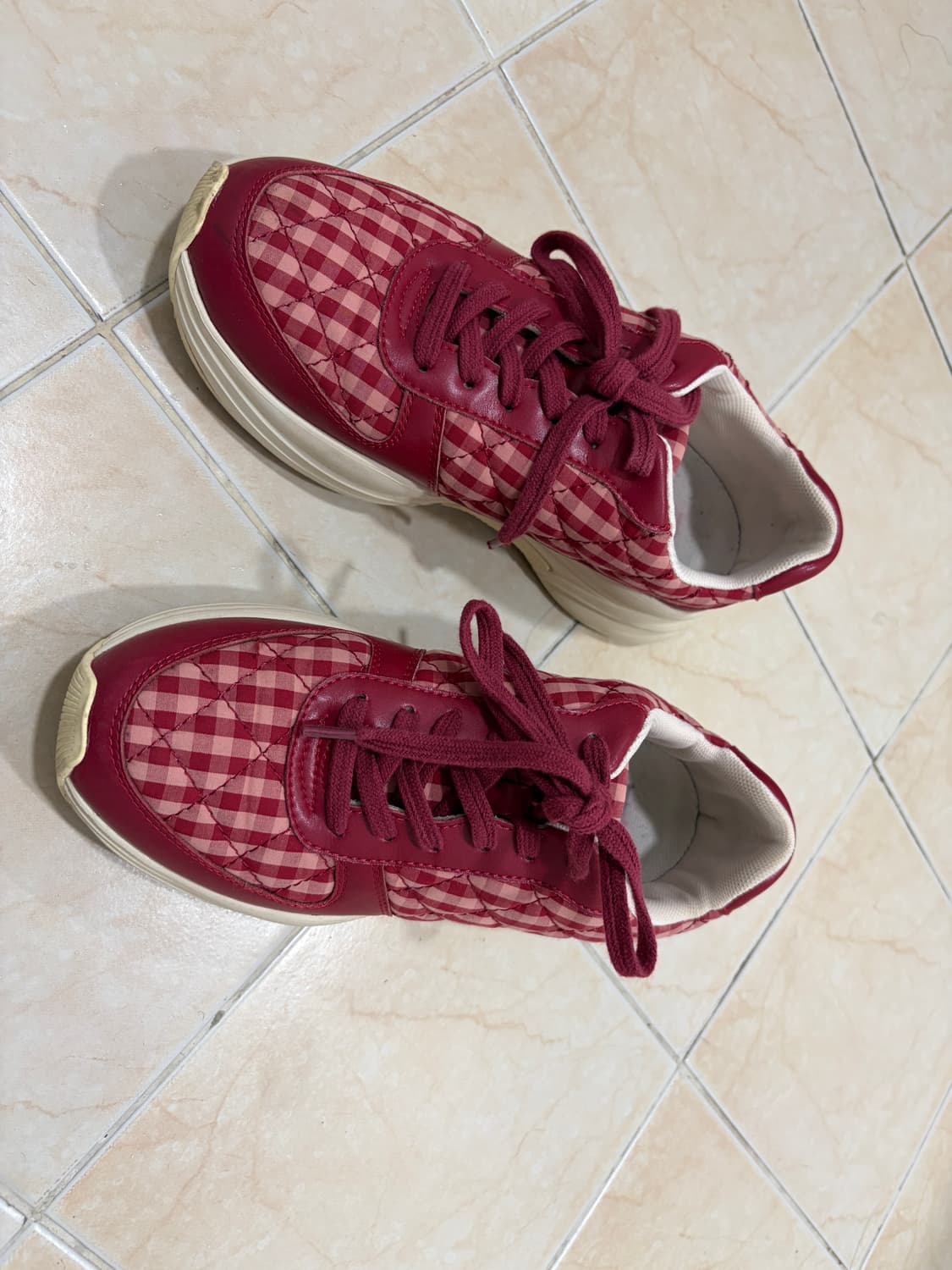 핑크하우스 체크패턴 패딩 스니커즈 상품이미지1