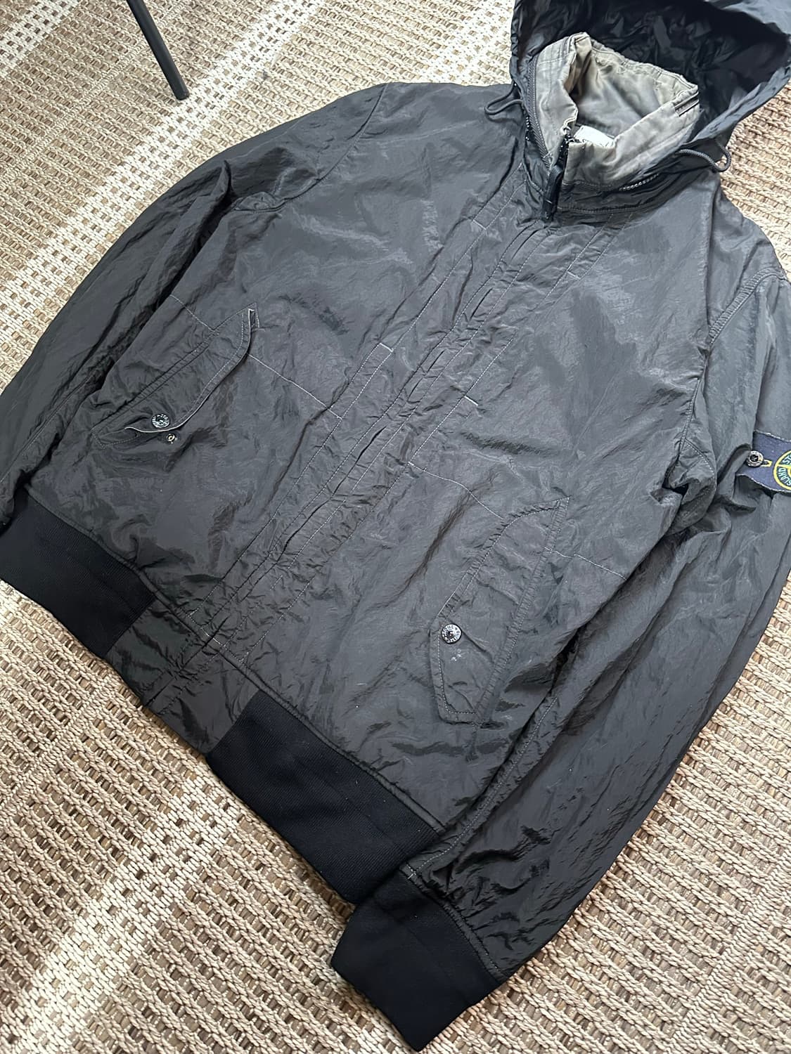 스톤아일랜드 나일론 메탈 후드 바람막이 블랙 95 상품이미지3