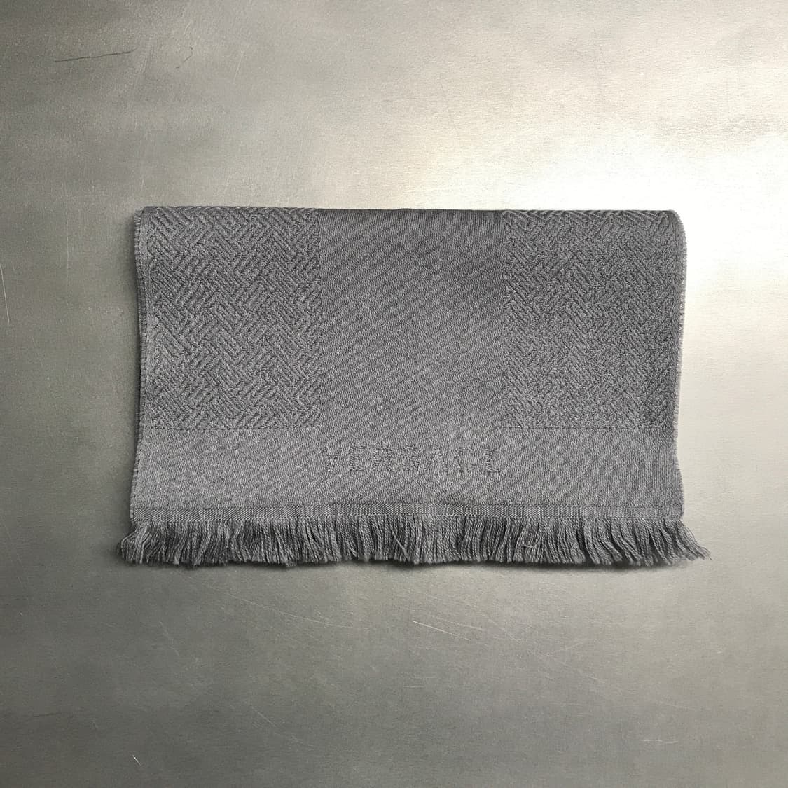 베르사체 메두사 머플러 그레이 상품이미지2