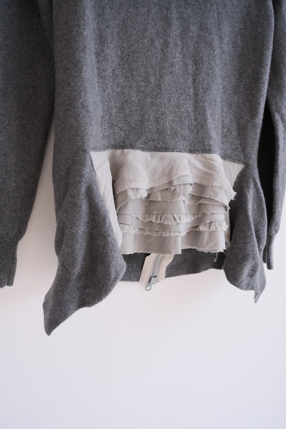 Back frill knit hood zip-up 상품이미지6