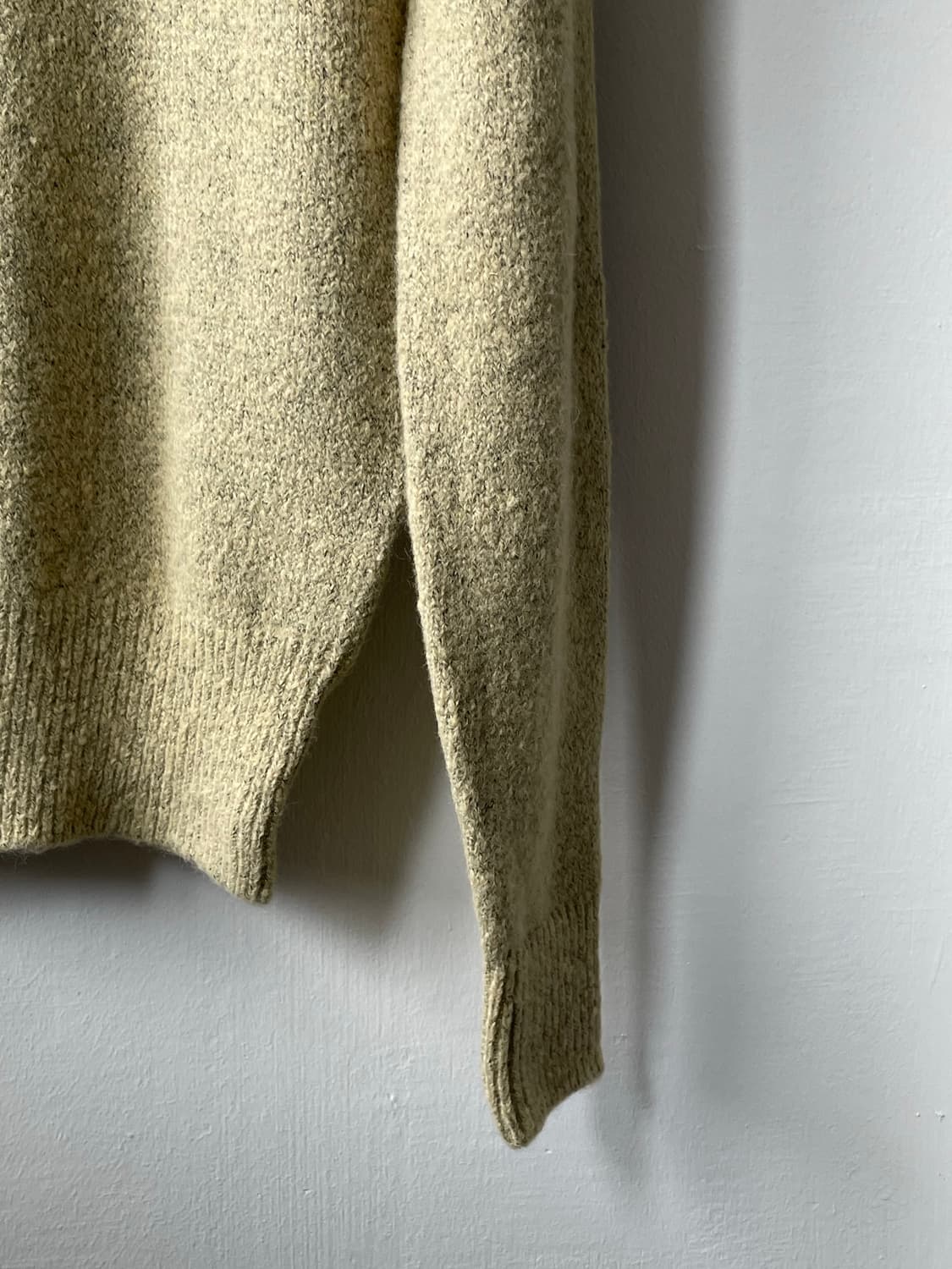 라벨아카이브 v- nack sweater 새상품 상품이미지6