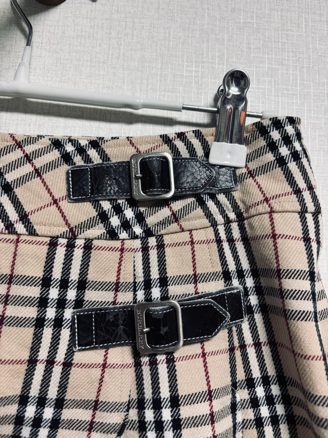BURBERRY LONDON 노바 체크 플리츠 스커트 상품이미지4
