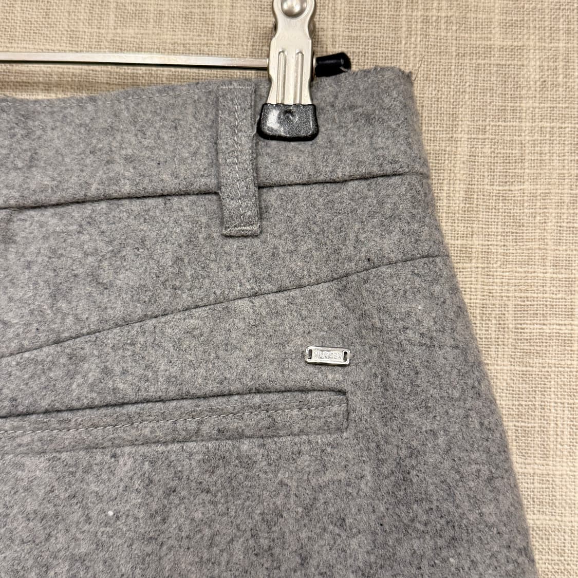 타미힐피거 울블렌드 미디스커트 4 그레이 상품이미지4