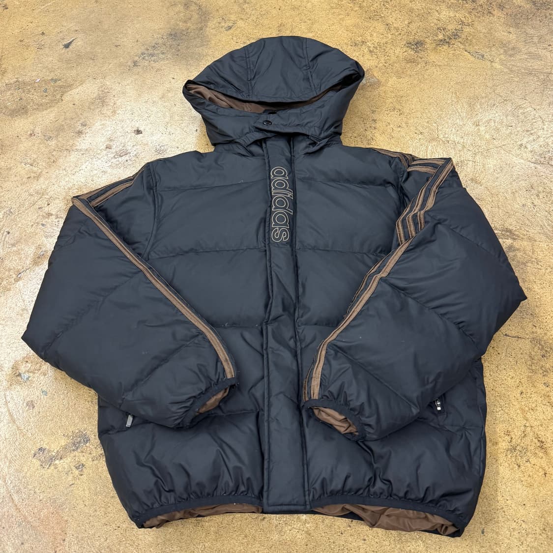 아디다스 블랙 브라운 패딩 95 상품이미지2