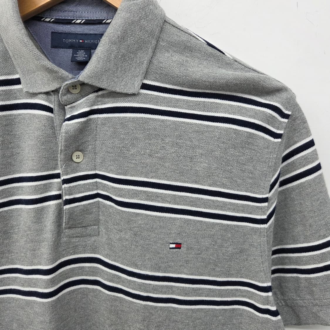 타미힐피거 스트라이프 카라티 그레이 남m 상품이미지3