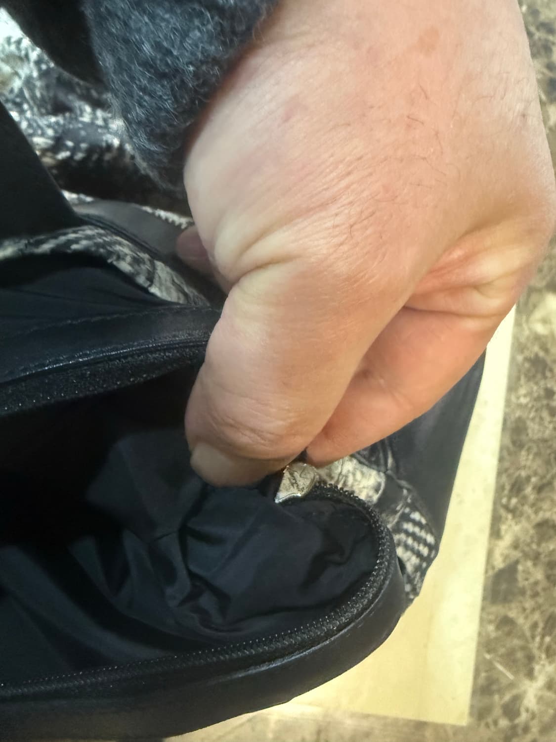 정품 샤넬 나일론 쇼퍼백 팝니다 상품이미지10