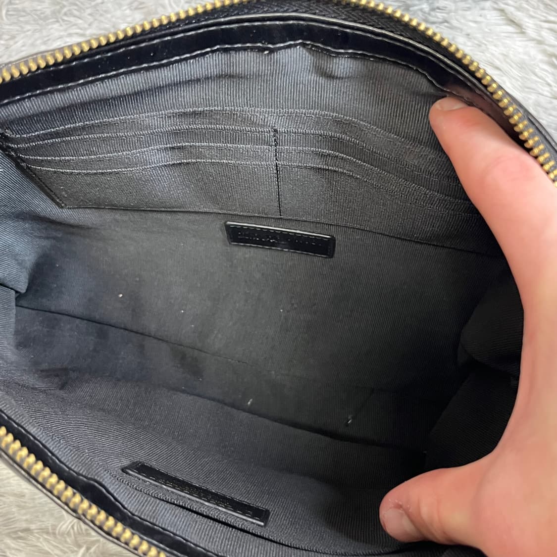 입생로랑 금장 클러치 L사이즈 상품이미지3