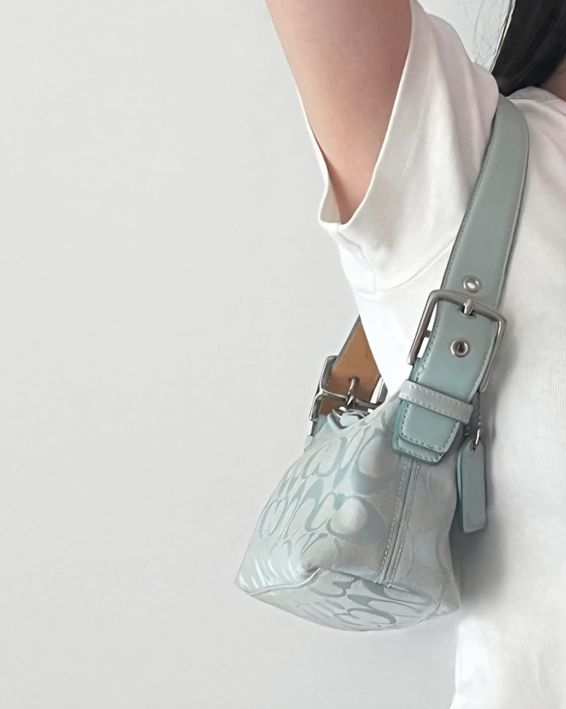 코치 바게트백 상품이미지4