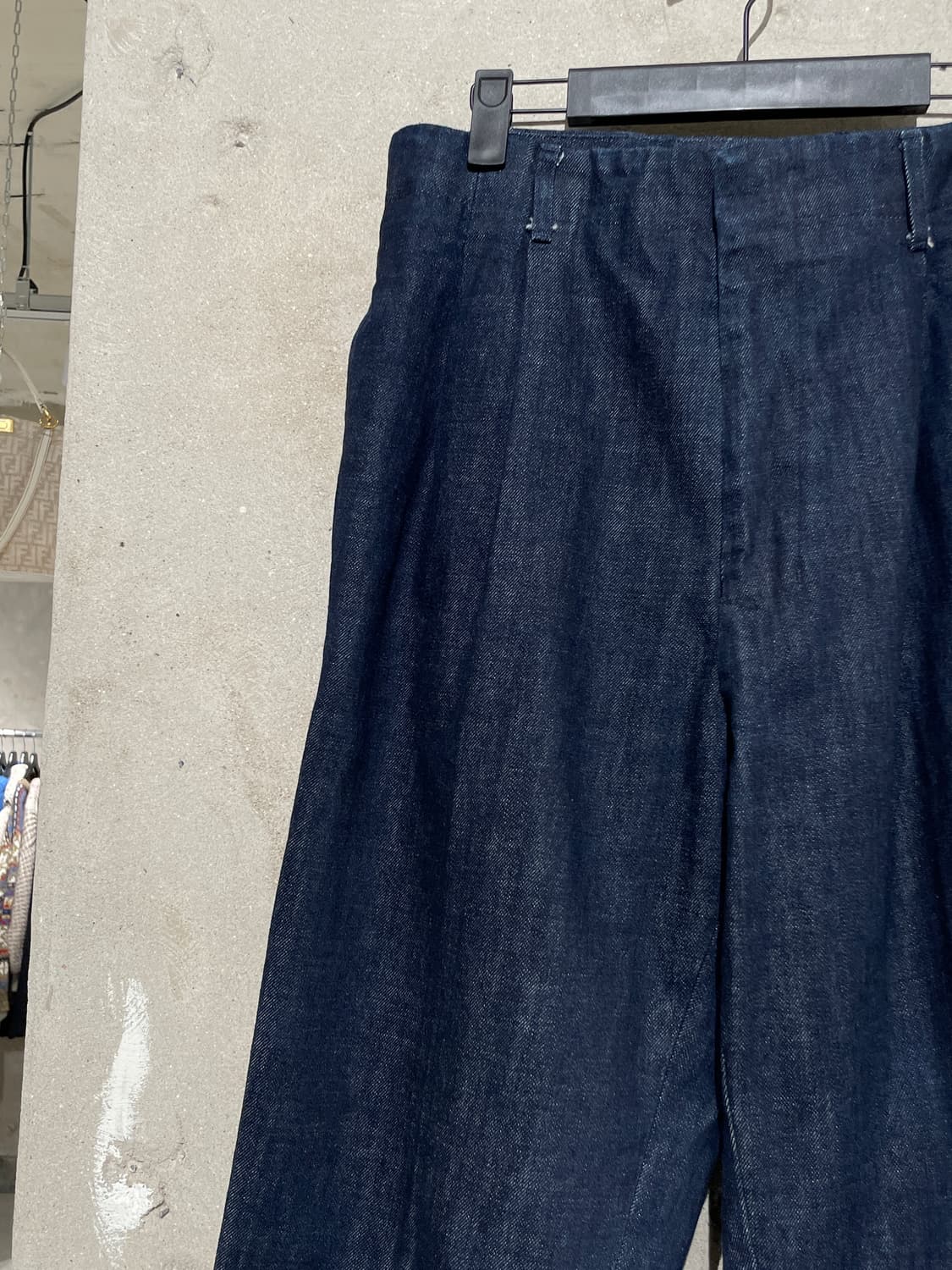 아미 진청 투 턱 데님 팬츠 상품이미지2