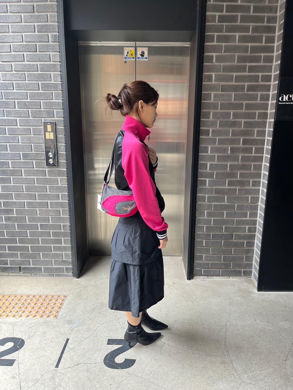 Puma 퓨마 로고 데미지 코튼백 스몰 상품이미지4