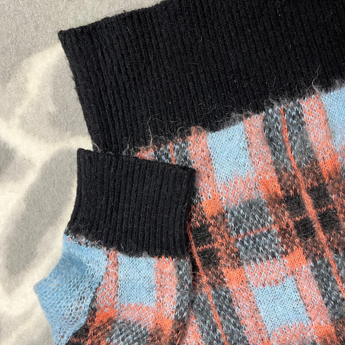 [PHINGERIN] 핑거린 체크 모헤어 니트 상품이미지3