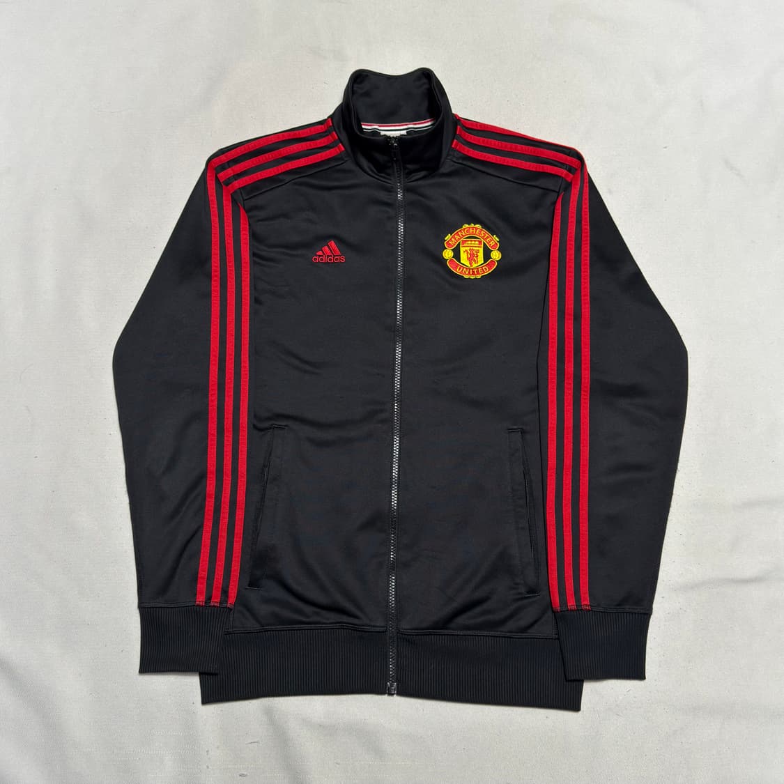 95 아디다스 맨체스터유나이티드 레드라인 블랙 트랙탑 상품이미지2