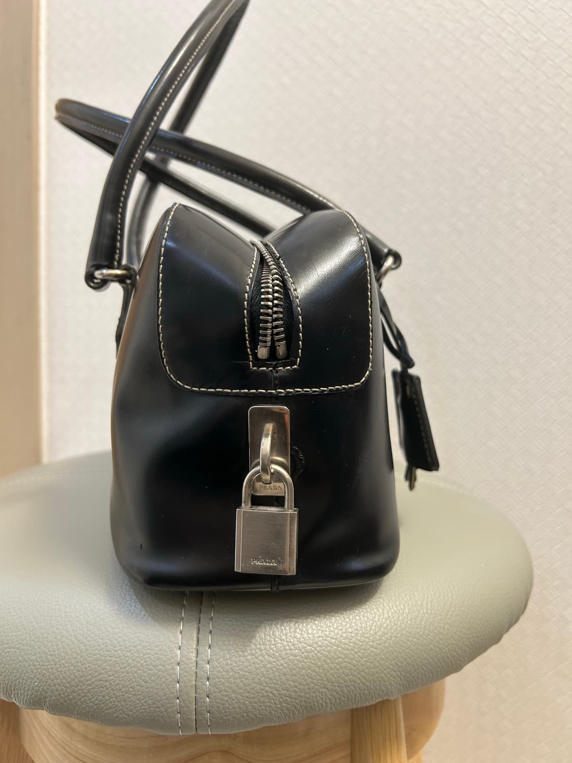프라다 빈티지 볼링백 토트백 상품이미지2