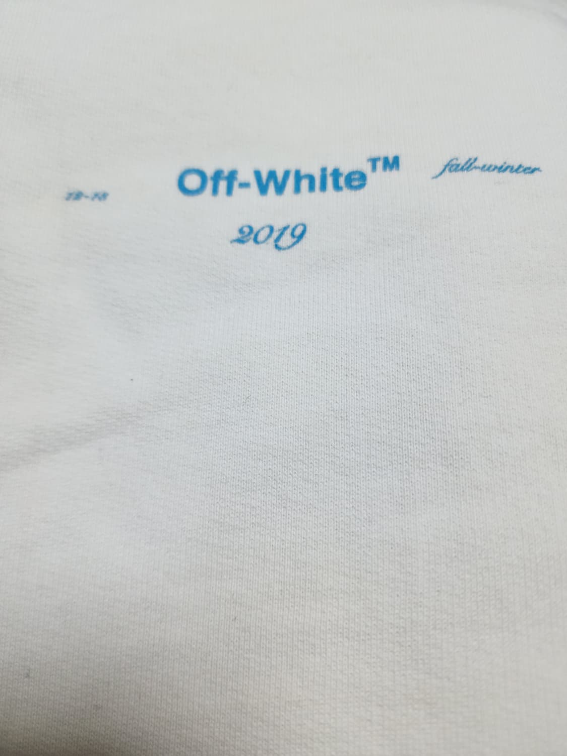 오프화이트 스웻셔츠 상품이미지4