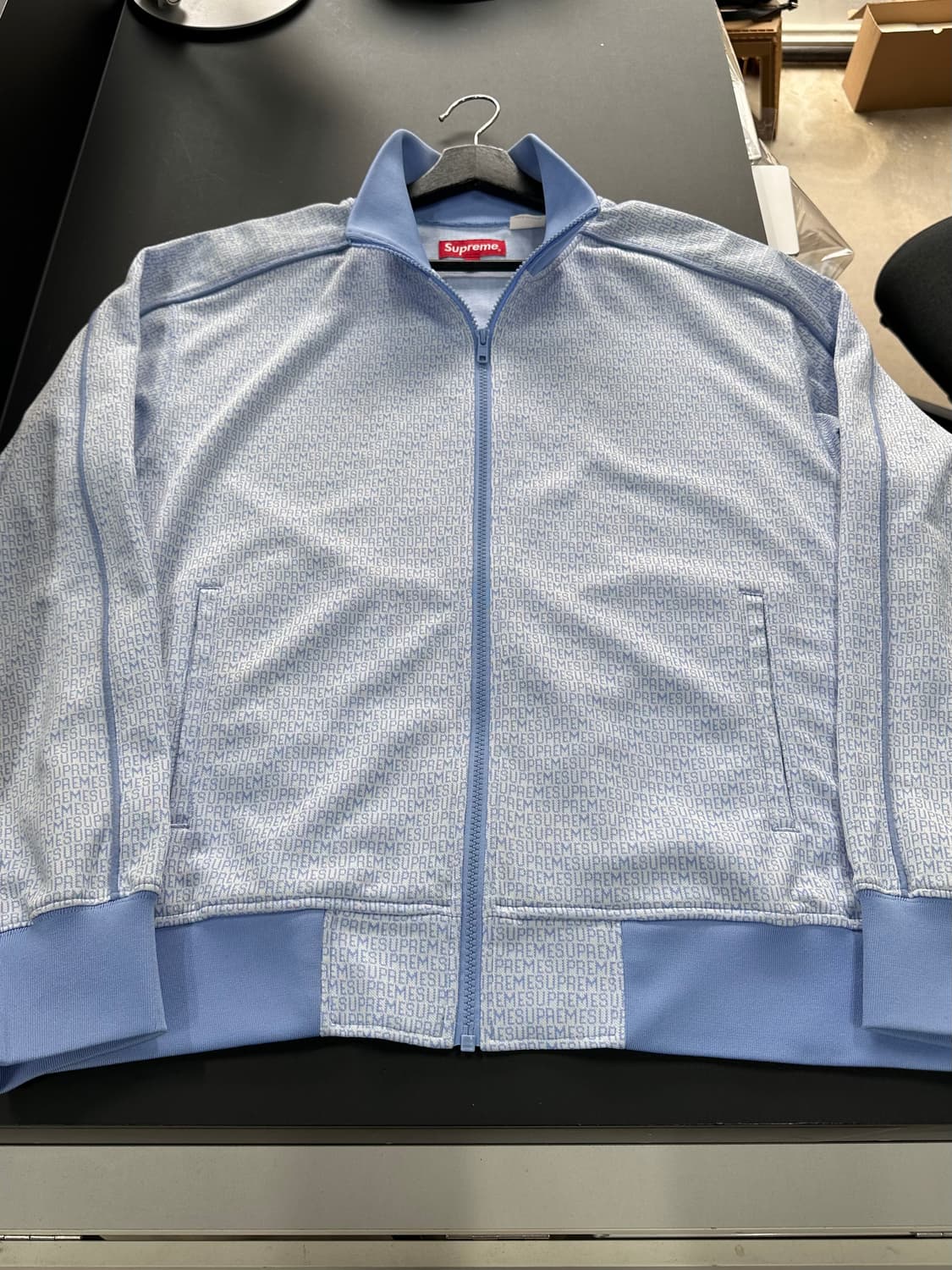 슈프림 22SS 리핏 풀로고 트랙져지 자켓  상품이미지6