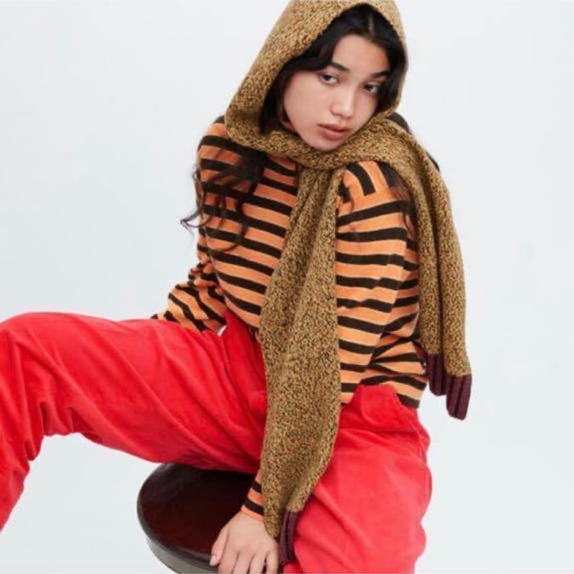 유니클로 X 마르니 후드 머플러 상품이미지1