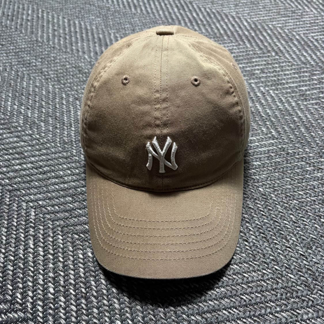 뉴에라 NY 캡 모자 베이지(OS) 상품이미지1