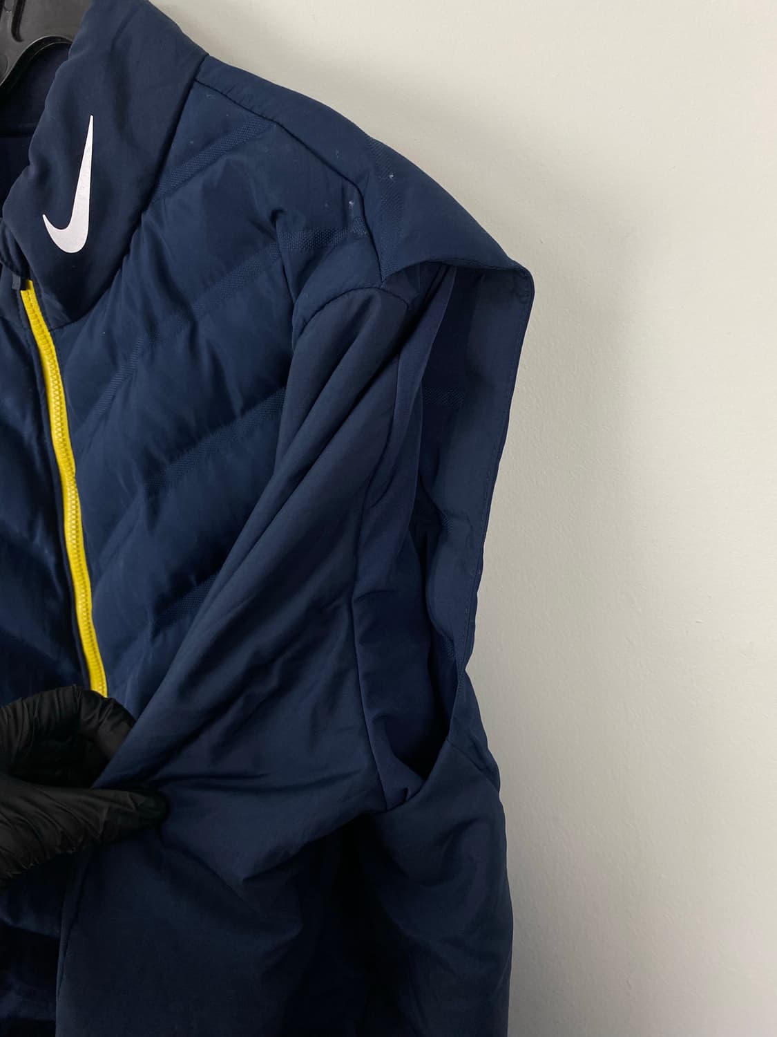 나이키 에어로로프트 네이비 경량패딩 자켓 L 상품이미지4