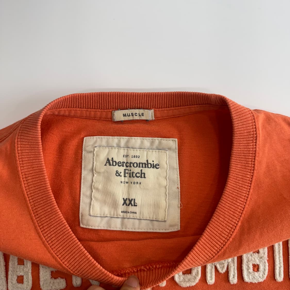 Abercrombie 아베크롬비 스펠아웃로고 오렌지 반팔  상품이미지5