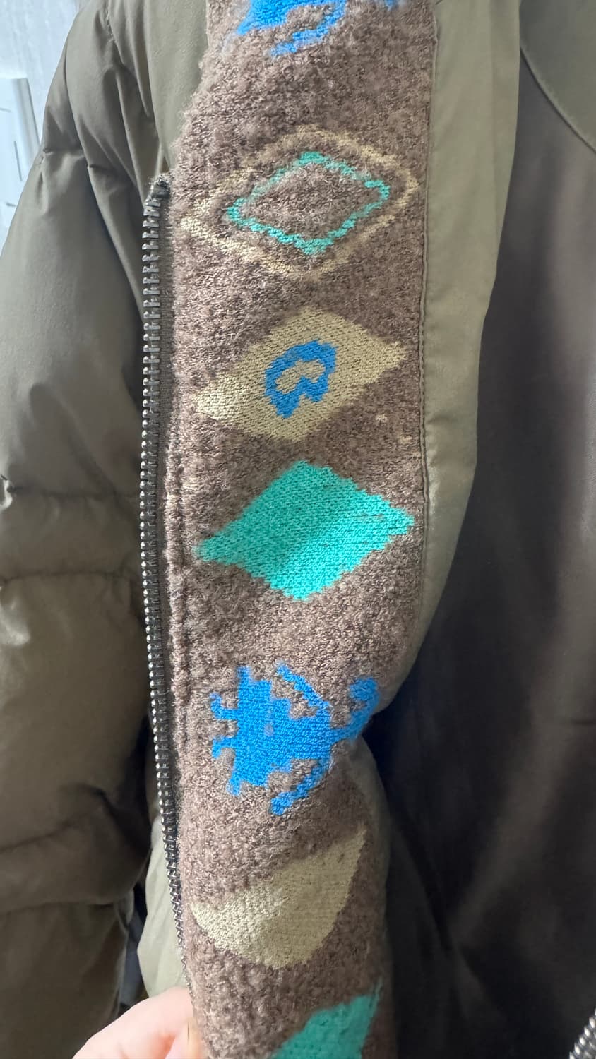 새상품) 베네통 라고 니트 단작 후드 구스 패딩 42 상품이미지9