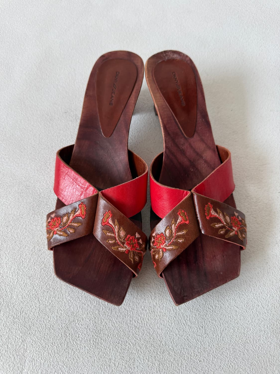 [US7.5]DKNY 오리엔탈 우드굽 뮬(SPAIN) 상품이미지6