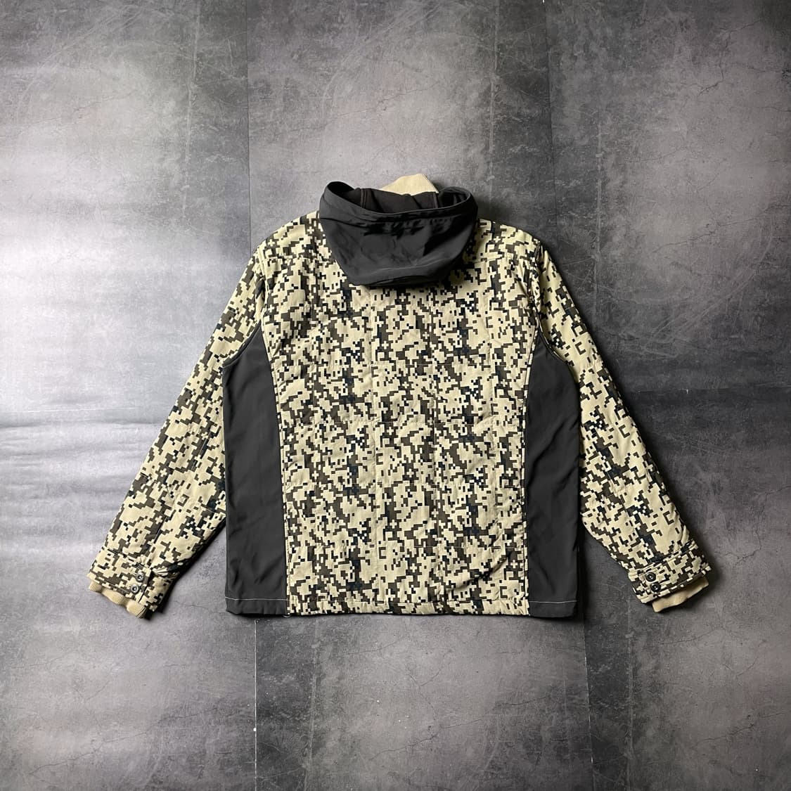 COLUMBIA 컬럼비아 빈티지 카모 후드 윈드브레이커 A00570 상품이미지5