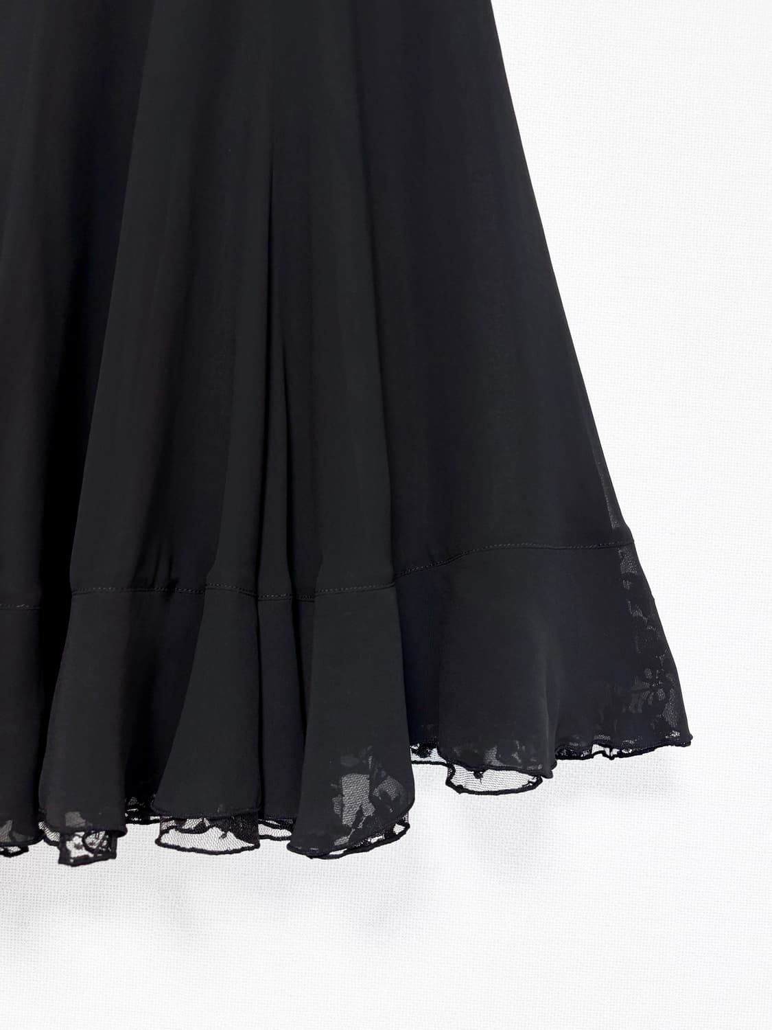 Lace Hem Flare Midi Skirt - Black 상품이미지6